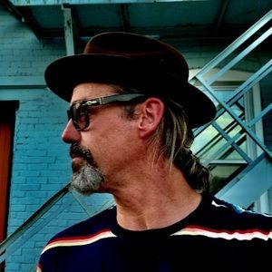 Meet your Posher, Nicholas